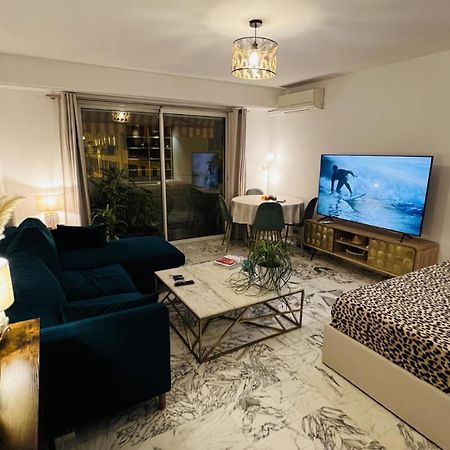 John Homestay Room In 니스 외부 사진