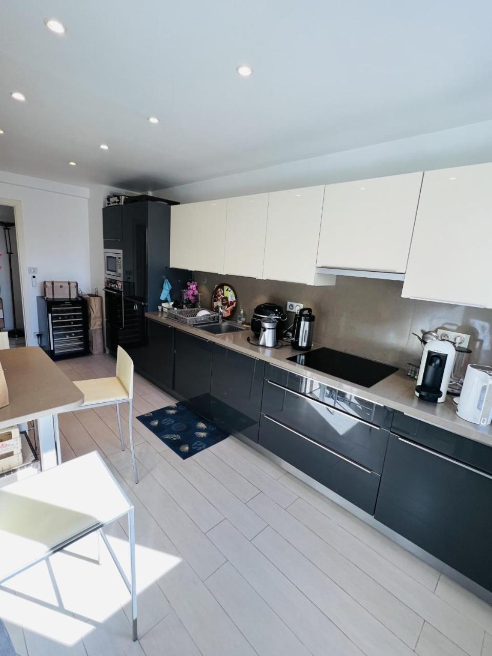 John Homestay Room In 니스 외부 사진